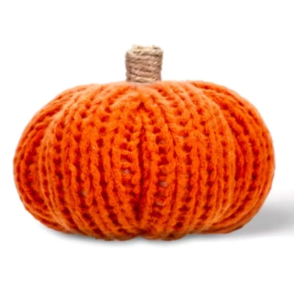 New! Target Bullseye Playground Thanksgiving Fall Set of 2 Sweater Knit Pumpkins